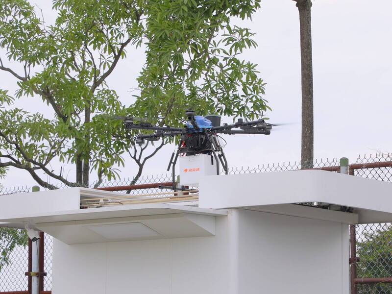 嘉義亞創無人機物流計畫亮相 無人機送貨走入生活