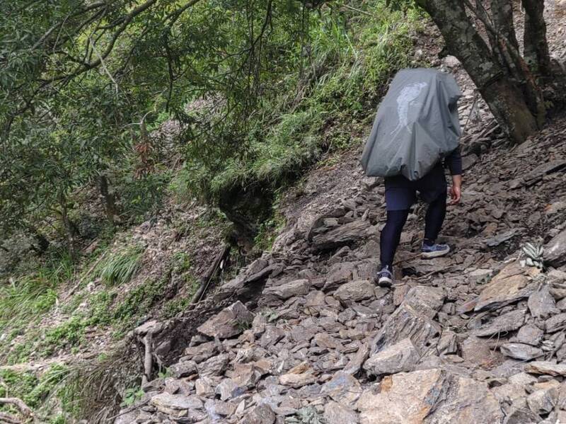 玉山主群峰、瓦拉米恢復登山 8/12長程路線重開放