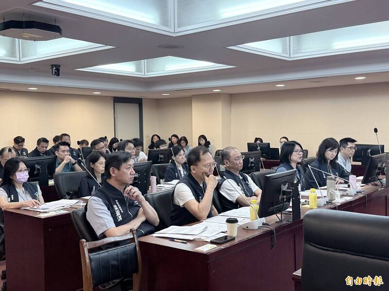 議員批傲慢、退回麥當勞性侵案專案報告 北市勞動局:尊重參考