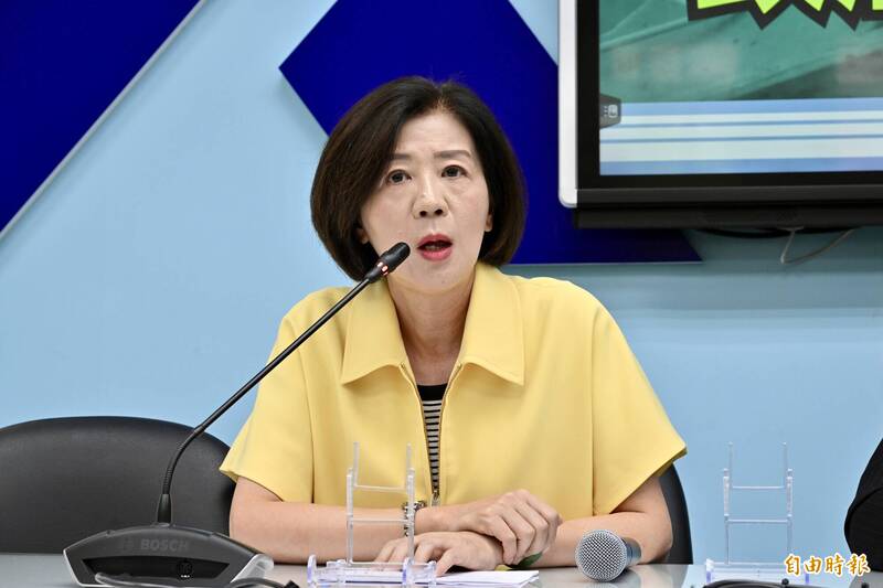 王育敏辭國民黨嘉義縣黨部主委 遺缺由嘉義市黨部主委蔡明顯兼任