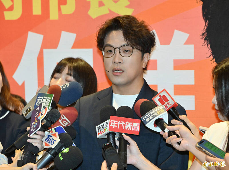 北市府駁「殭屍都更」 沈伯洋笑嗆:住宅老化急診了還炫耀掛號人多