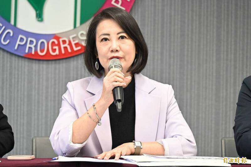 傅崐萁喊不忍韓國瑜被政院糟蹋 民進黨打臉:加害人譴責受害者