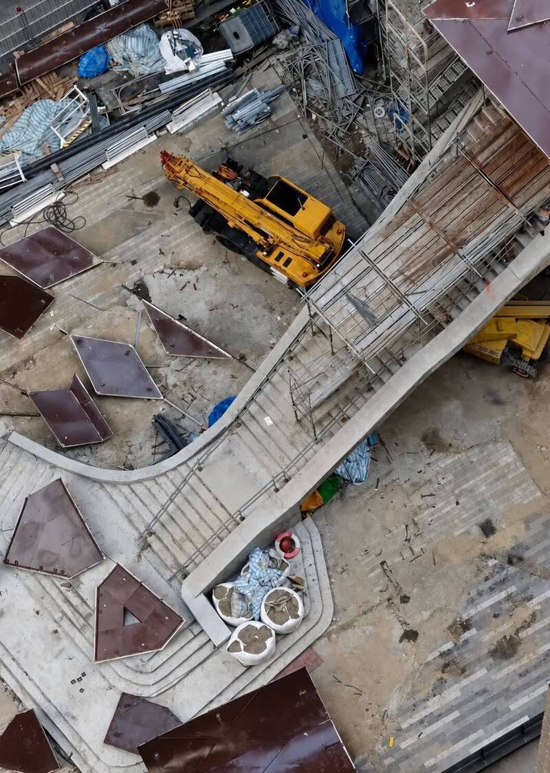 竹市關埔慈雲空橋變鐵皮空橋 網批超吸熱與原設計差太多