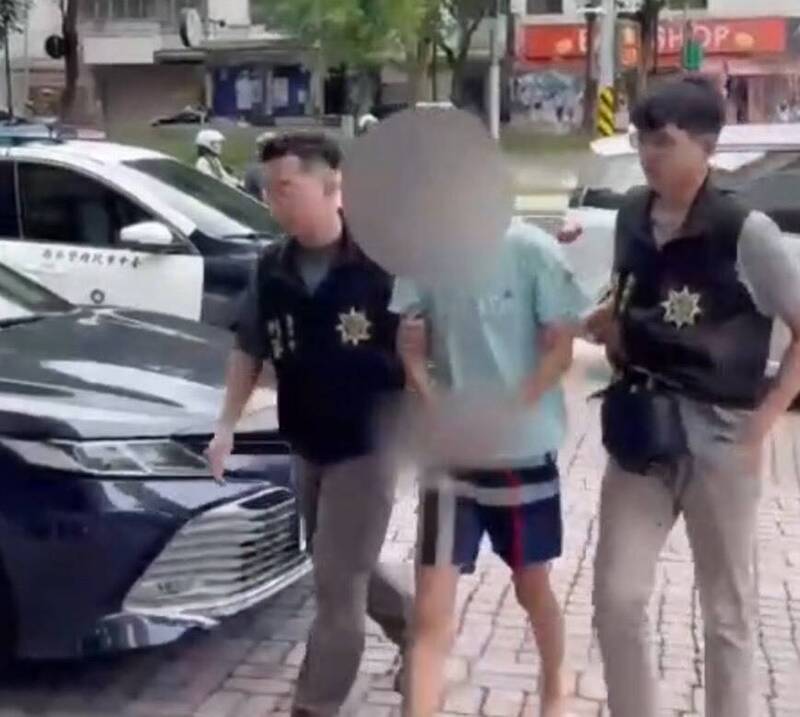 惹到誰?台中房仲鐵捲門剛修好「2度被撞」 25歲男落網警追查