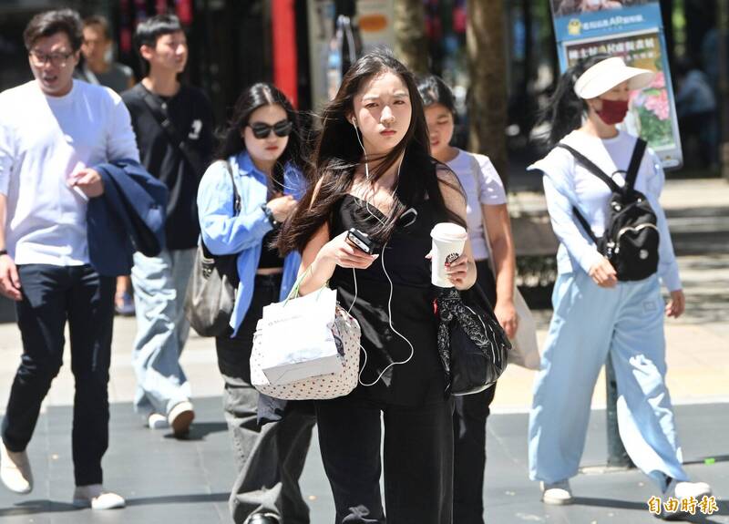 強颱比例增!聖嬰再延長 專家曝「夏季降雨3影響」