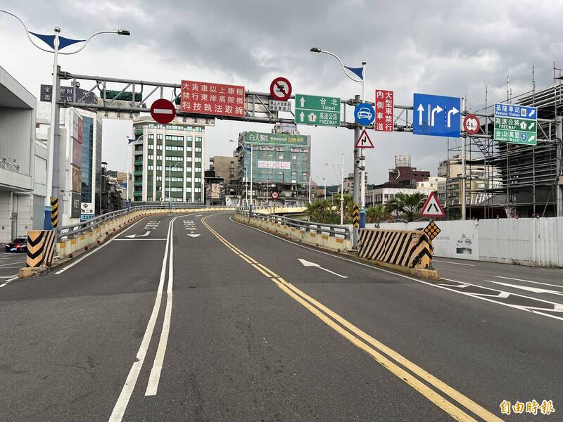 基隆防空演習人車管制 市區宛如空城