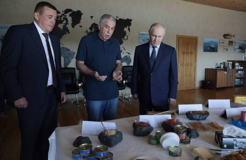 普廷首訪千島群島 日本外相強烈抗議