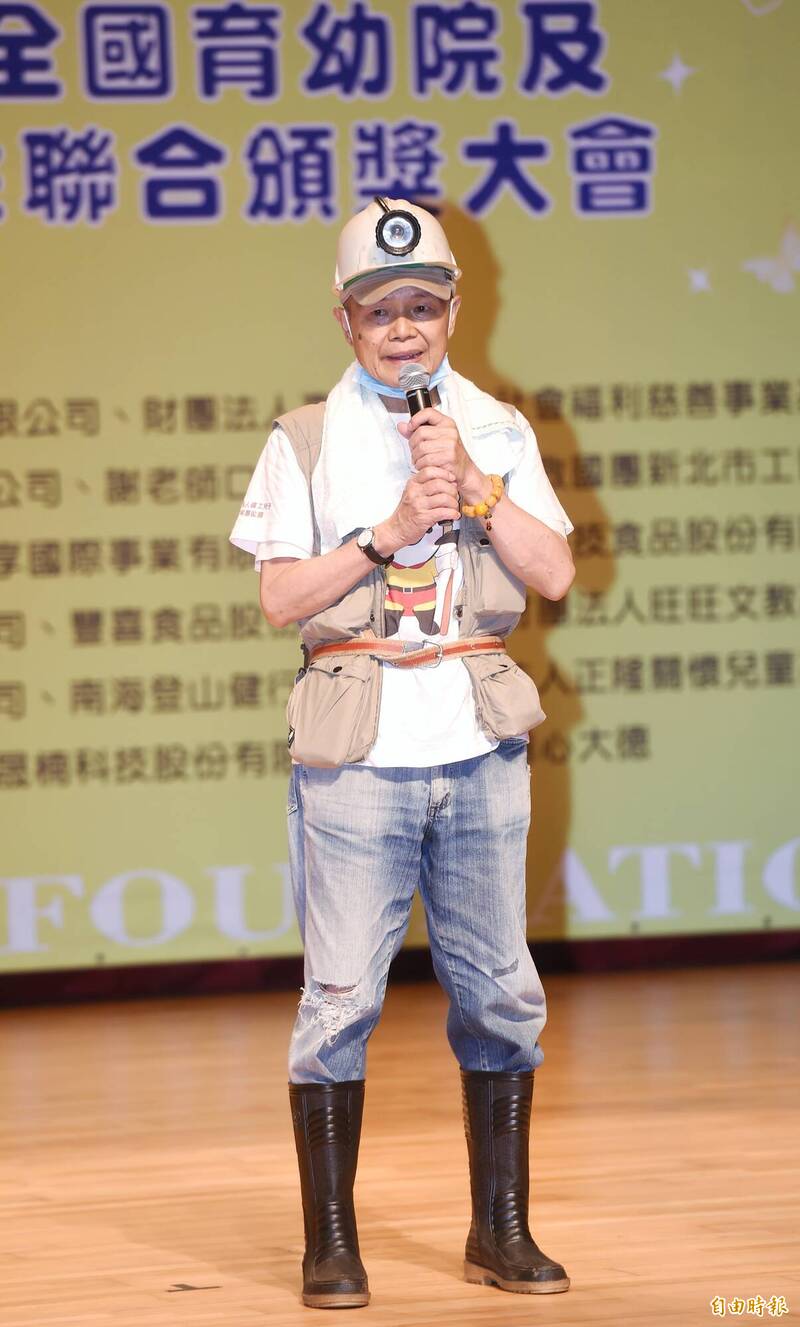 助弱勢孩子「教育翻轉人生」 從礦工到「亞洲保險王」蔡合城辭世