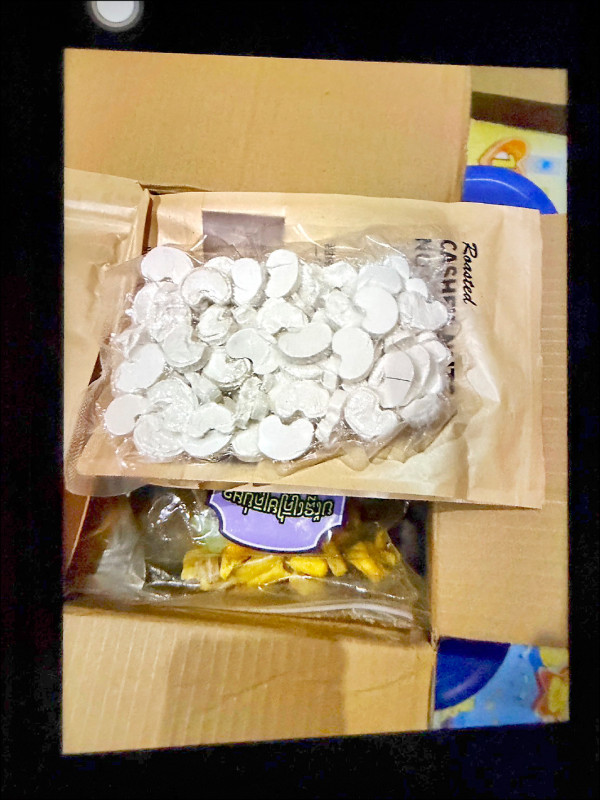 吳仲洲靠呼吸器維生 仍躺病床測毒