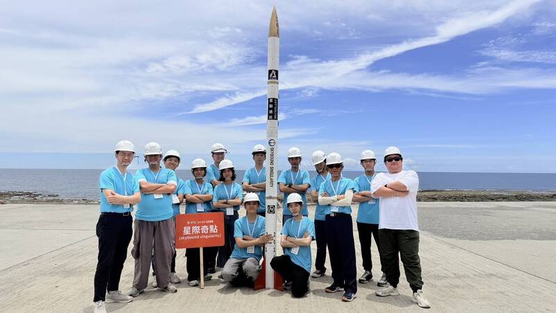耗時11個月打造3.5米火箭! 虎科大勇奪台灣盃3K組冠軍