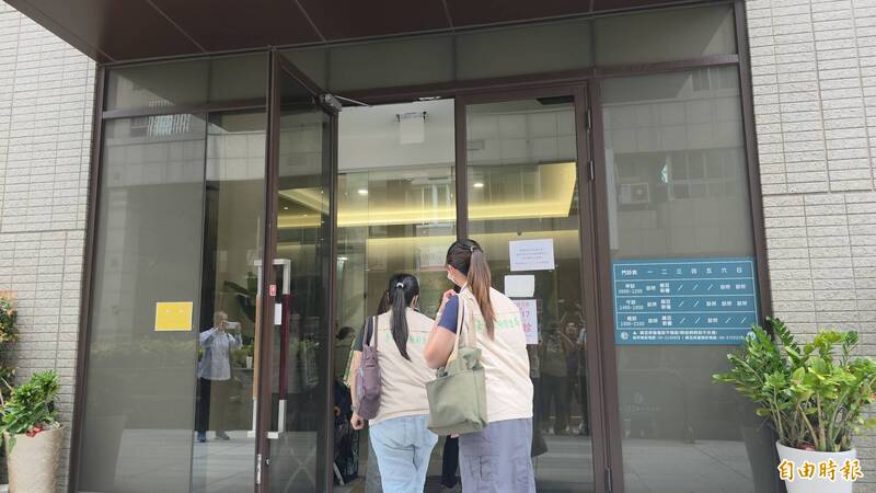 「陳姓病患」未看診就開藥!台南衛生局稽查趙建銘診所 確有違規開罰