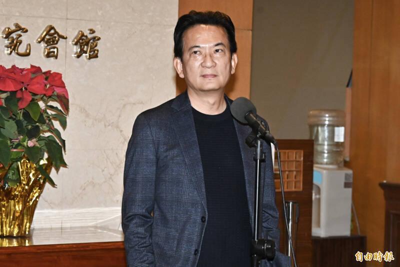 被《經濟學人》專欄批挾持台灣民主 藍營竟如此「各自表述」他酸:阿Q精神