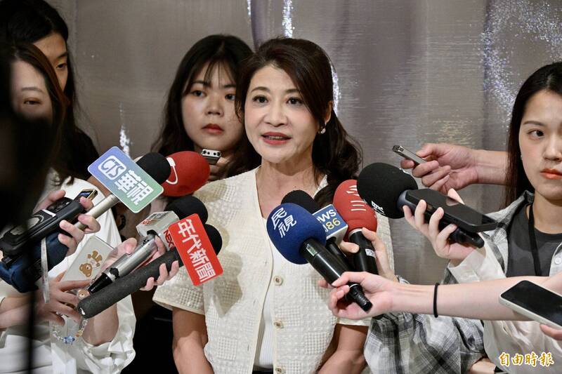 《經濟學人》批在野黨「挾持台灣民主」 林楚茵:作者親自打臉藍白