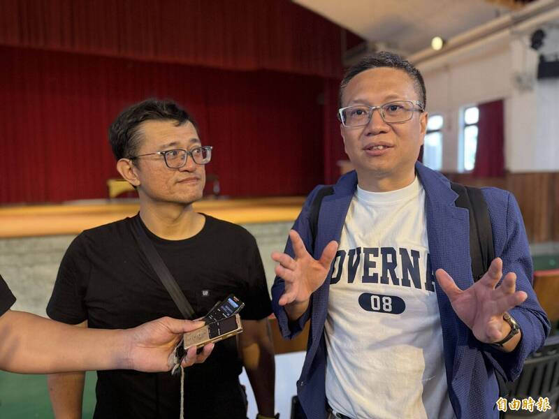金門高中42屆校友30重聚!他倆鬼門關前走一遭 揪團回校謝師恩