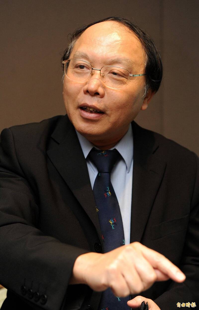 涉與醫療器材商勾結 彰基前院長郭守仁「洗錢背信」收押