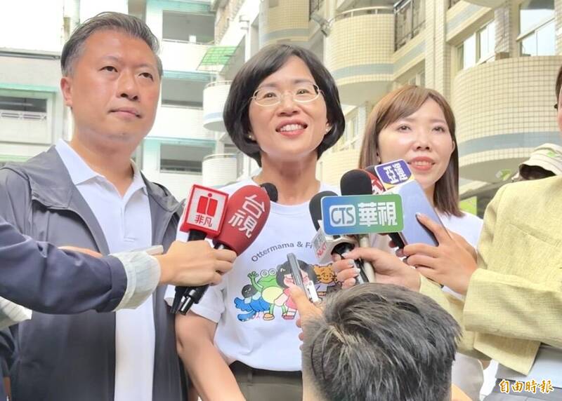 侯友宜喊「選市長要選做事的人」 蘇巧慧:鄉親認為我就是