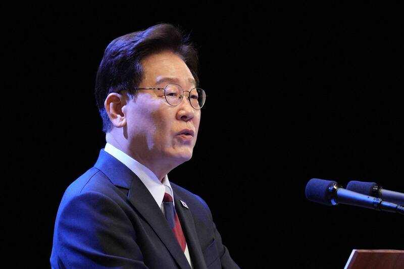 傻眼！南韓務安郡議會寫錯總統李在明名字 匆忙撤下橫幅