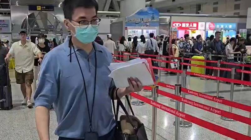 打煙霧彈?趙建銘清晨飛往胡志明市 面對媒體詢問不發一語