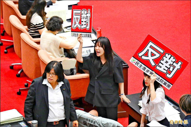 藍砍光國務機要費影響弱勢訂單?藍委否認:是刪凍總統府的彈性經費