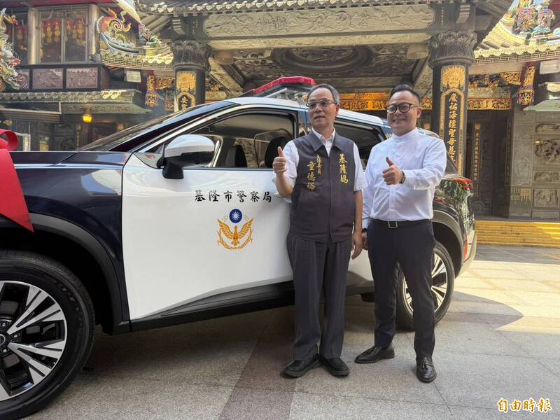慶安宮捐贈百萬警車 童子瑋:支持第一線軍警醫護