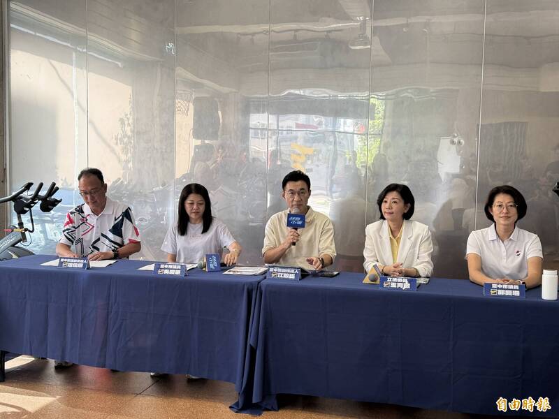 江啟臣端「十全十美」銀髮政策!敬老卡升級、設長照處