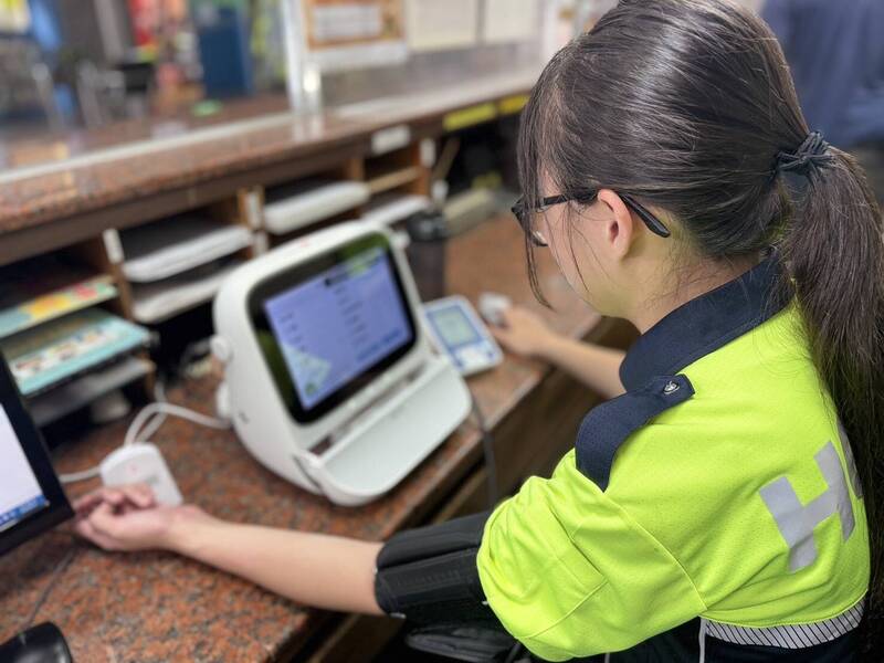 全國首創!竹市消防局 將智慧生理監測導入火場安全管制
