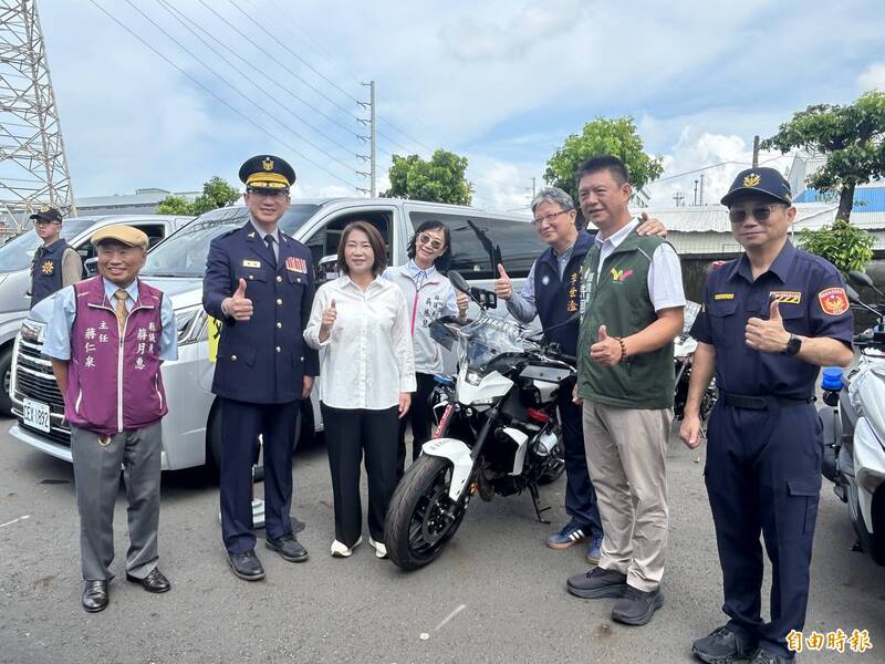 屏東縣新購警用車輛32輛 逾齡警車降到30%