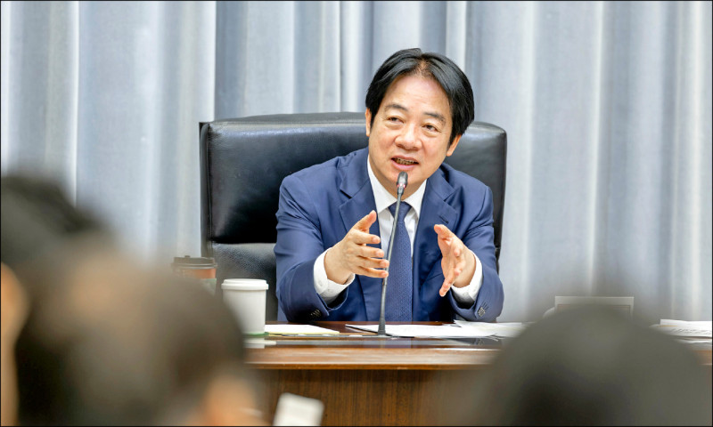 今年經濟成長 可望創39年新高 總統:明年普發現金一萬