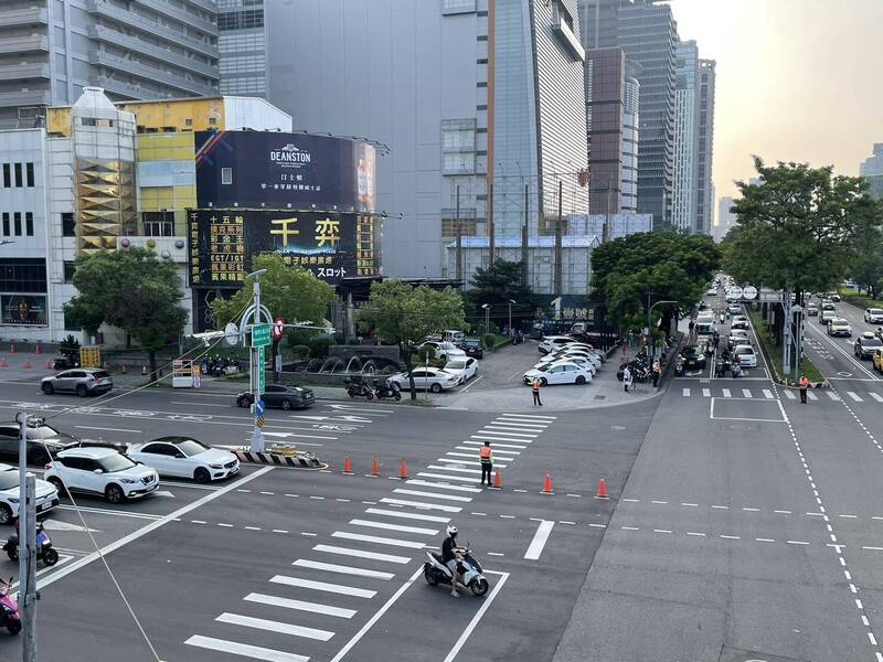 中市交通局導入 AI代理人分三波驗證 新光遠百商圈為首波實證場域