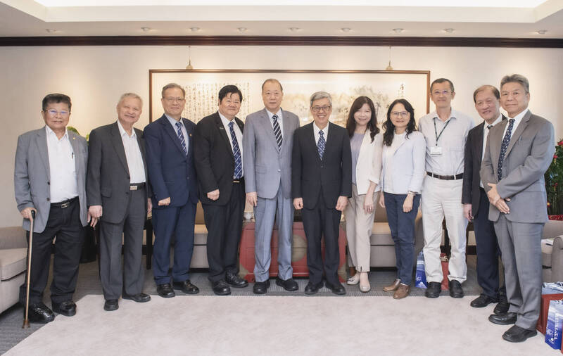 中研院與中國醫藥大學深化生醫研究合作 攜手布局前瞻研究