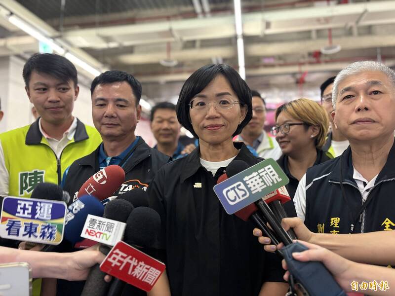 李四川質疑普發1萬去年「窮台」今年可以? 蘇巧慧:合法合憲且政院評估提出
