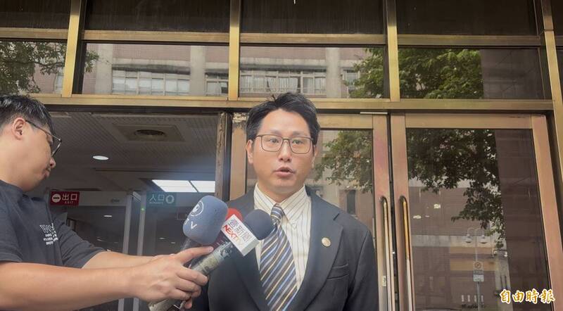 涉公司驗資不實!杜秉澄否認犯罪 庭後嗆徐巧芯「殘忍、沒同理心」