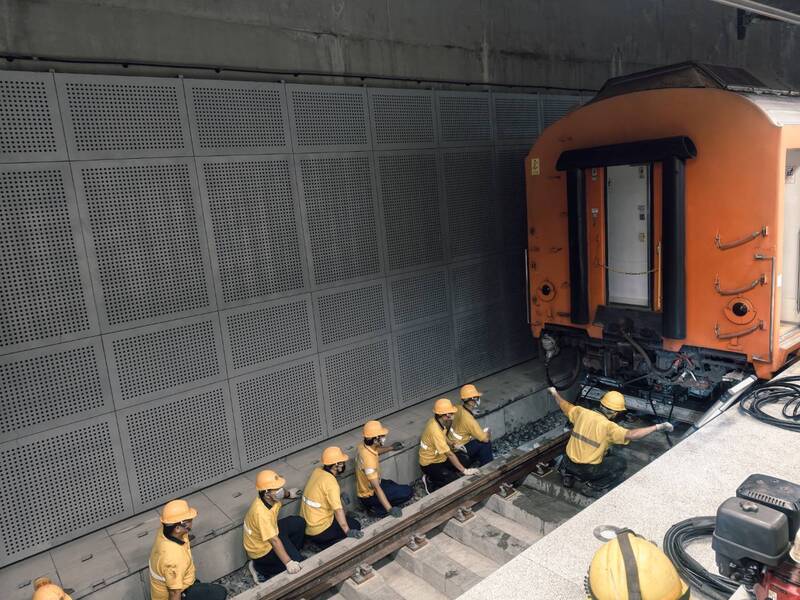 台南鐵路地下化年底通車 台鐵演習「莒光號遭恐怖攻擊」 - 臺南市 - 自由時報電子報