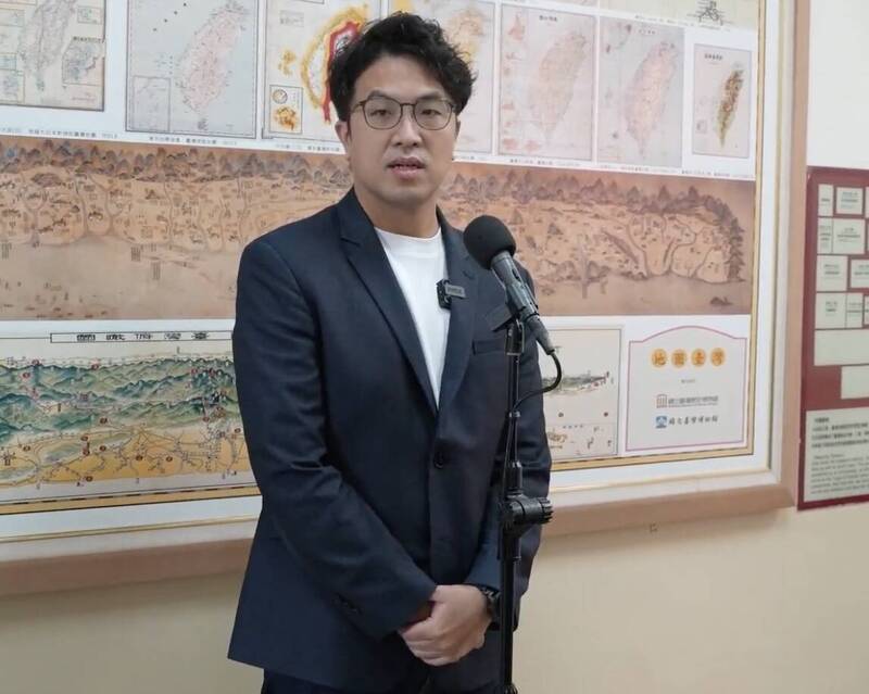 沈伯洋 : 假使北市財政並不那麼健康 為何會有1支700多萬元遮陽傘