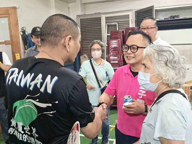選戰倒數100天穿回參選衫 童子瑋:不忘服務基隆人初心