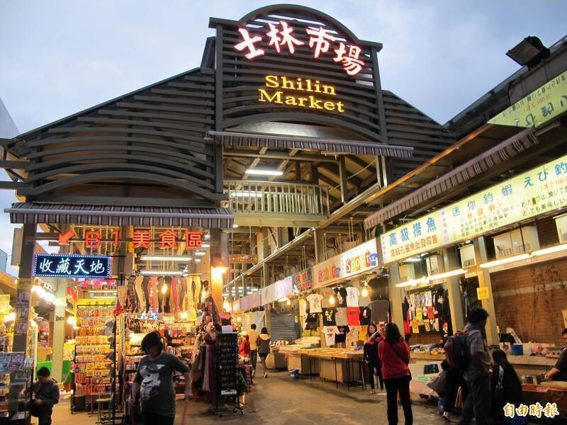 士林夜市公廁不足賴苡任提設「友善廁所」建議 士林商圈理事長肯定