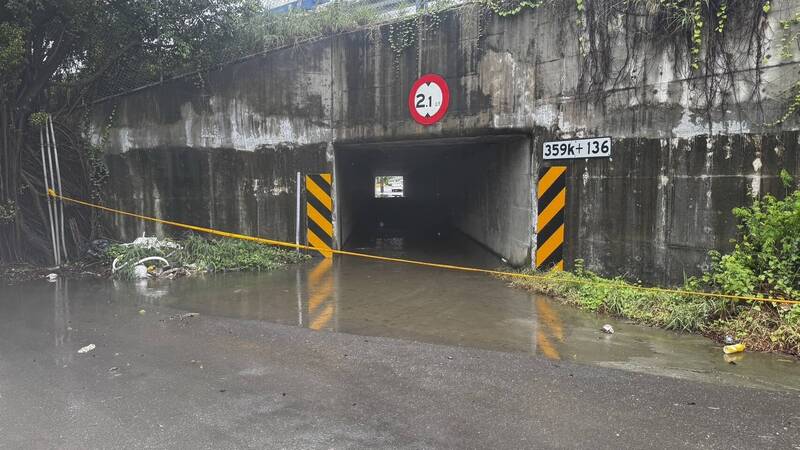 高雄大雨 仁武涵洞積水封閉