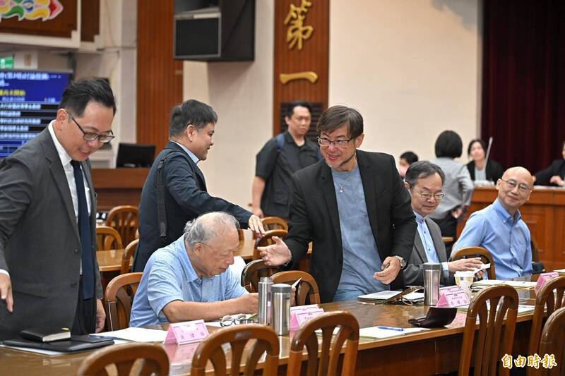18歲公民權卡關有解了？ 學者：可直接修法或降低修憲門檻