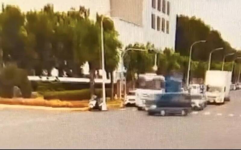 嘉義行車糾紛爆全武行 聯結車駕駛疑遭「車檔」爆頭