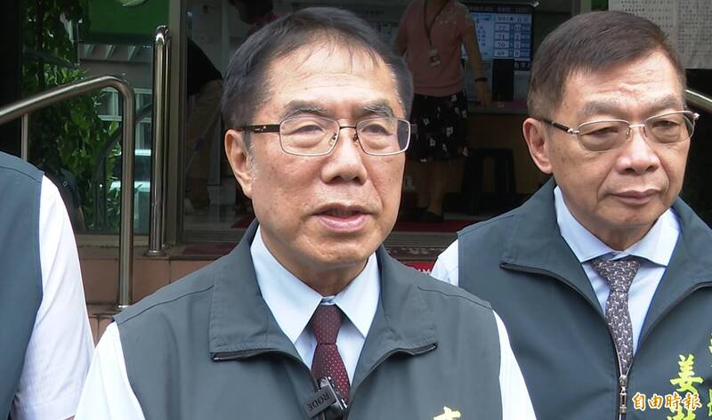 黃智賢喊參加「鍘美藝術節」 哥哥黃偉哲笑回請吃飯