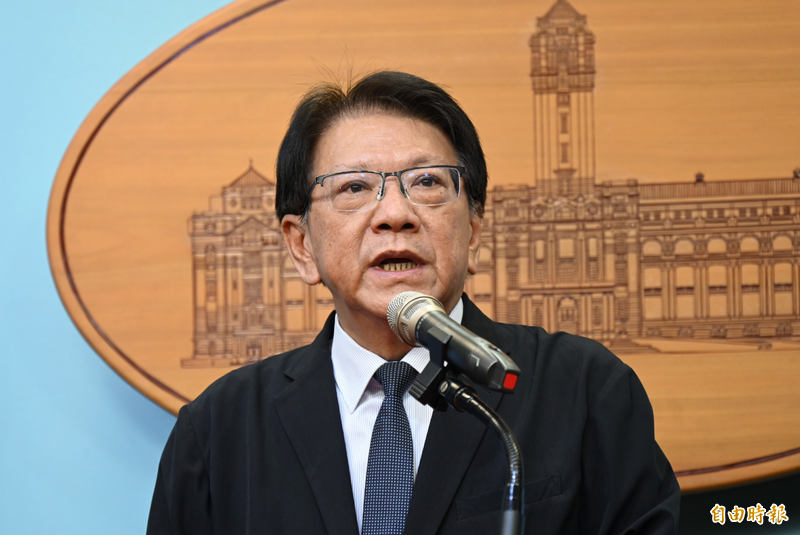 黃國昌批拿公帑買弱勢禮盒「玩low了」 潘孟安:這太low不評論