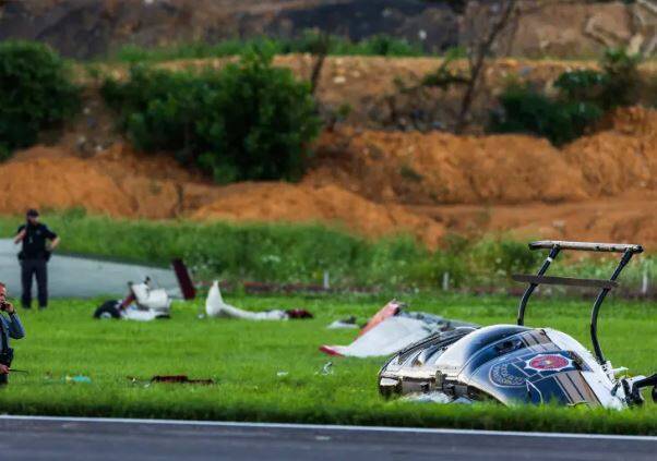 空中撞機!小飛機猛撞警用直升機「碎成多塊」 飛行員當場慘死