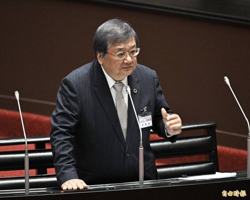 認吃到苯駢芘非多喝水沒事 邱泰源被問中聯參與專家會議:當然要利益迴避