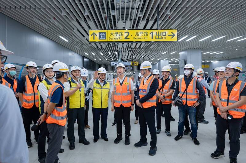 交長陳世凱視察南鐵地下化拚提前通車 台南車站預計9月履勘