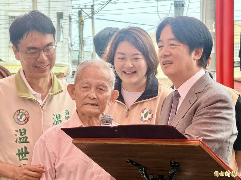 賴清德喊話挺政府普發1萬 百歲人瑞歡喜「可領20多萬元」