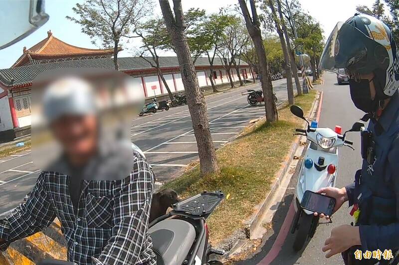 高齡駕駛換照新制上路2月多 高雄已開罰3件逾期駕車