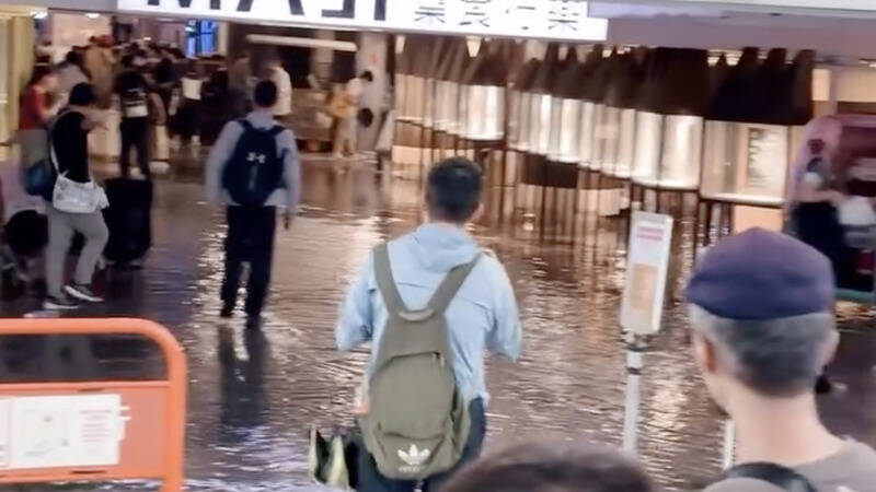 時雨量破79毫米！雙北午後狂炸大雷雨 花博、捷運中山站都受災