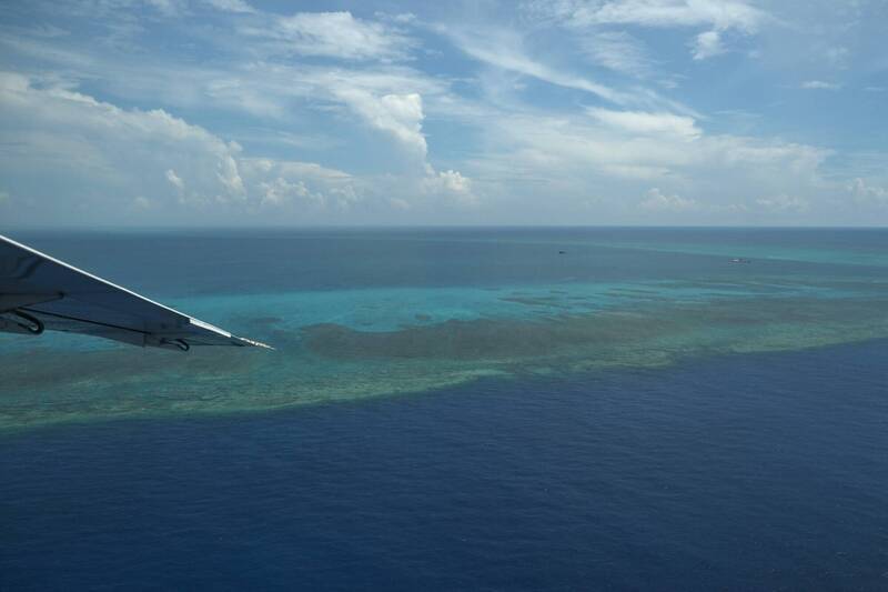 怒轟菲律賓飛機非法侵入黃岩島「領空」 共軍:停止侵權挑釁
