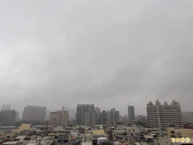 南台灣豪雨警戒升級!高雄水情中心擴大二級開設軍方進駐
