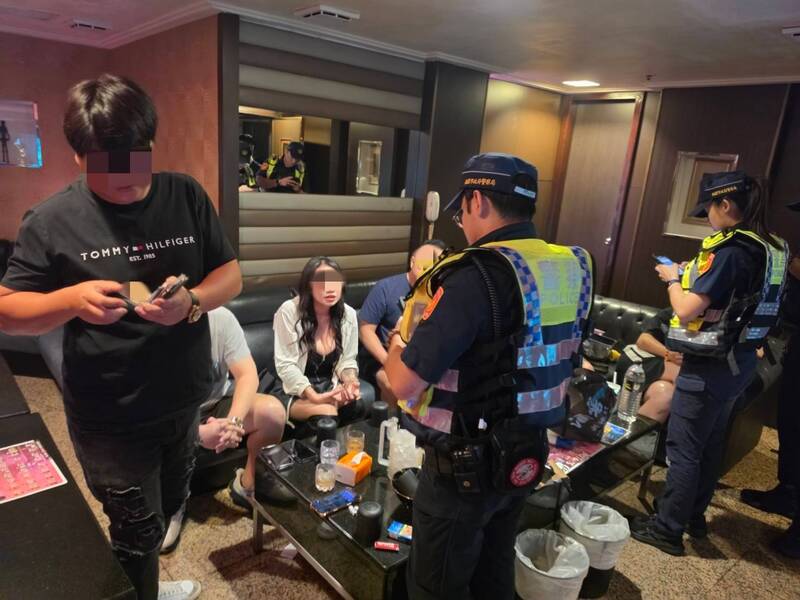 中壢警方執行雷霆除暴專案強勢掃蕩 7日查獲105件93人